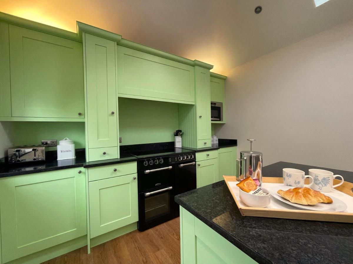 הוילה קזיק Wordsworth House Hot Tub Hire Available מראה חיצוני תמונה